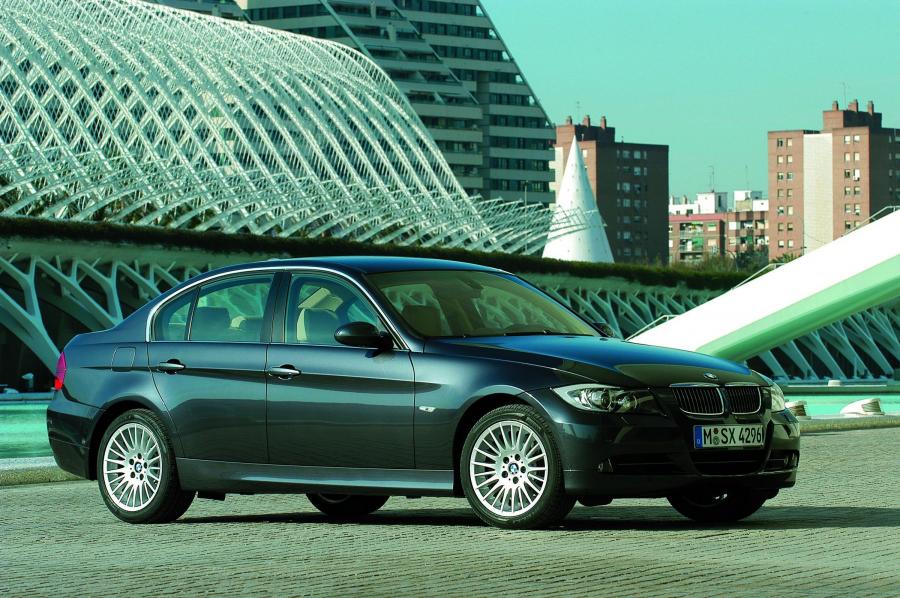  BMW 3-Series 2006 года  (фото 52 из 108)